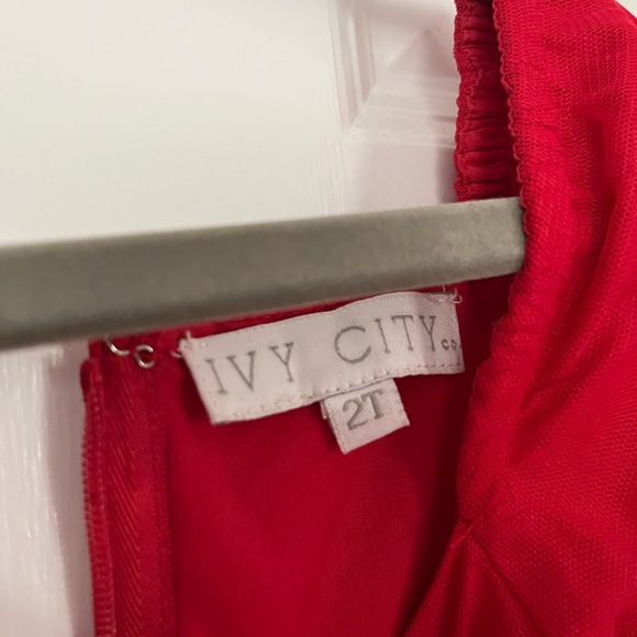 Matching Red Dresses Set - Picture 6 of 10